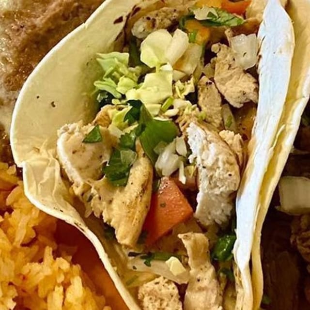 Pollo Asado Taco.