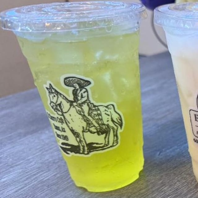 Agua de Piña.